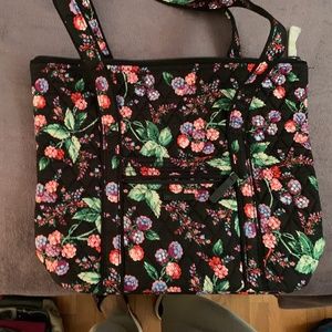 New Vera Bradley Medium Tote